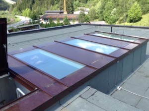 Dachfensterkonstruktion - wärmegedämmten Aluprofilen